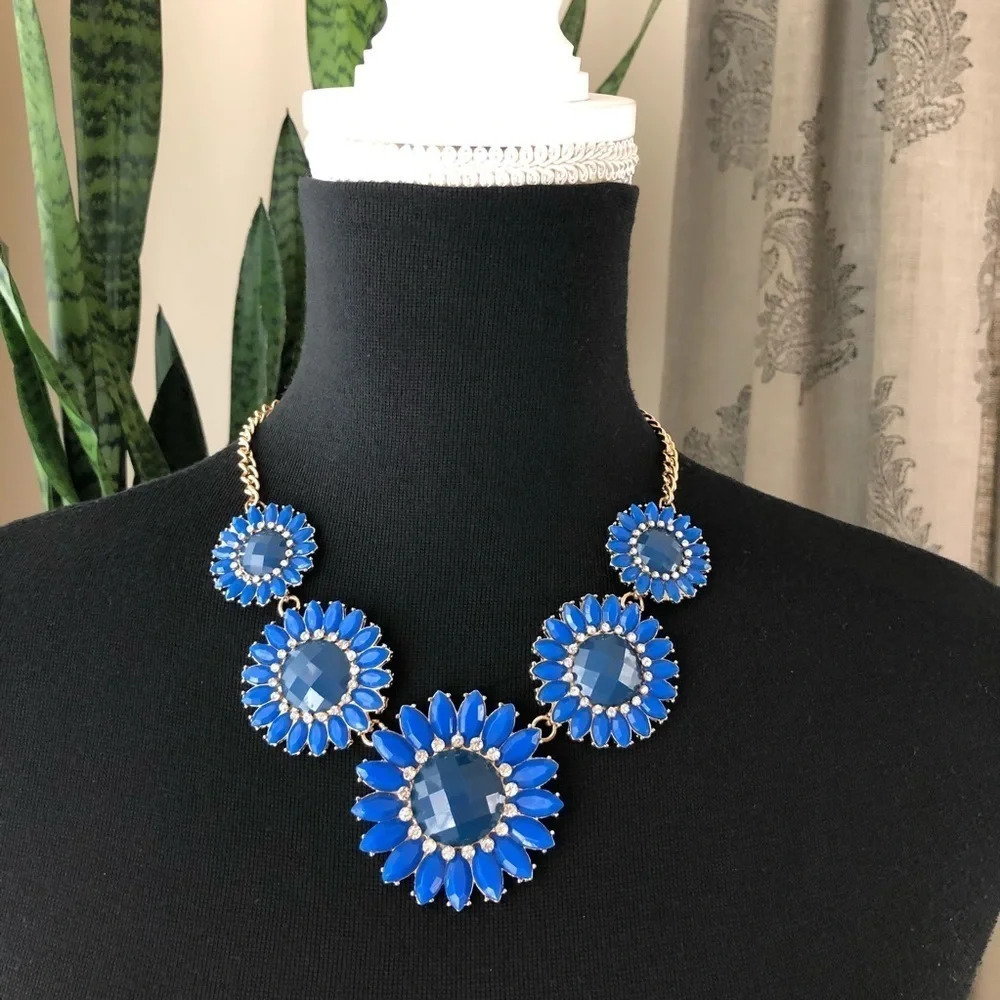 Blue Gold Tone Flower Bold Statement Necklace 16”
